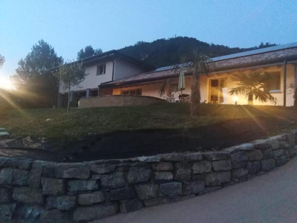 B&B In Fattoria Berzo San Fermo Exterior photo